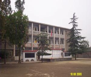 探寻于都县黄田初中 校园风貌与教育风采